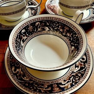 Wedgwood Florentine Dark Blue Rim Footed Cup & Saucer, (3) Pair lot.